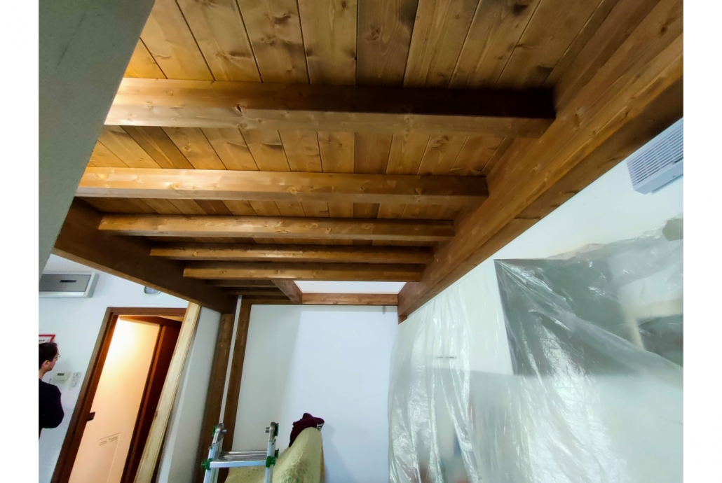 Soppalchi in legno su misura per camere da letto